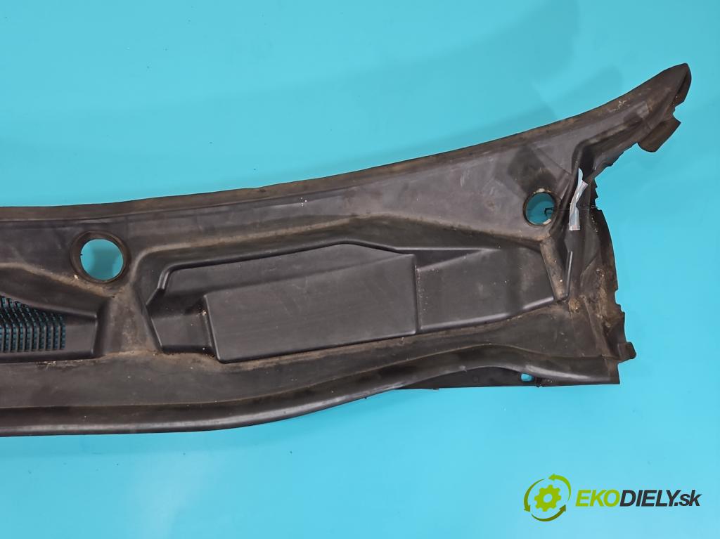 Dodge Caravan V 2007-2020 3.6 V6 automatic 211 kW 3605 cm3 5- torpédo  (Torpédo (plast pod čelným sklom))