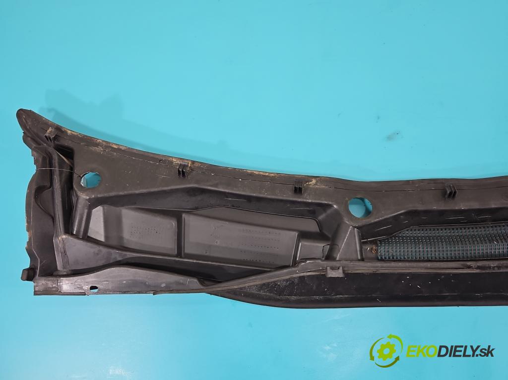 Dodge Caravan V 2007-2020 3.6 V6 automatic 211 kW 3605 cm3 5- torpédo  (Torpédo (plast pod čelným sklom))