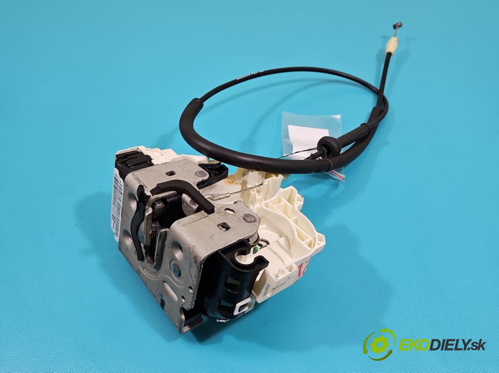 Dodge Caravan V 2007-2020 3.6 V6 automatic 211 kW 3605 cm3 5- zámek přední levý P04589693AE