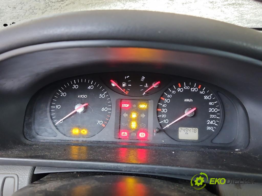 Renault Laguna II 2001-2007 1.8 16V 116 HP manual 85 kW 1783 cm3 5- prístrojovka/ budíky 8200218861-B (Prístrojové dosky, displeje)