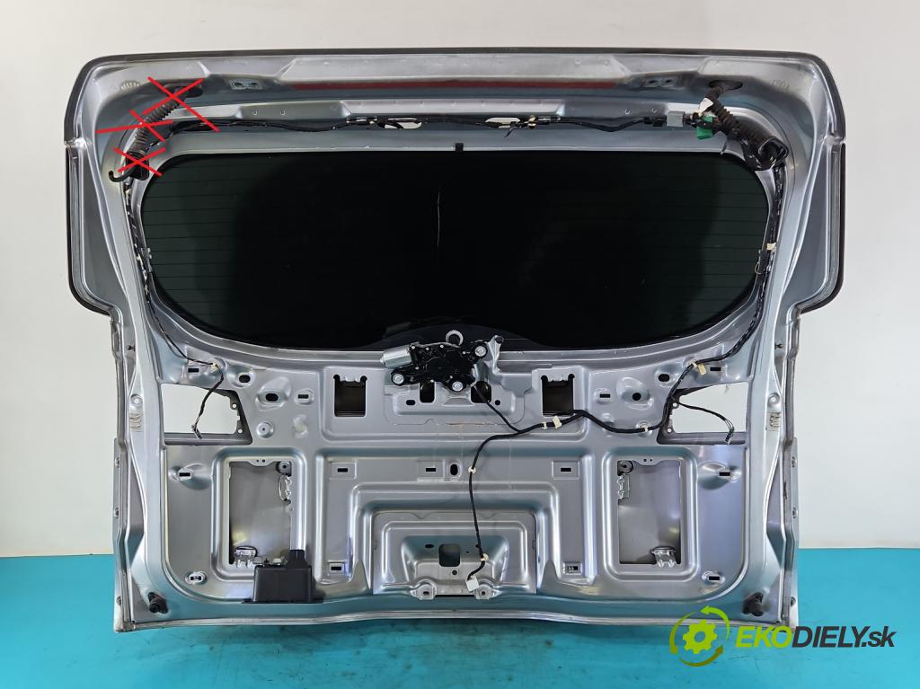 Ford S-max 2.5 20V 220KM manual 162 kW 2521 cm3 5- zadní kufrové dveře  (Zadní kapoty)