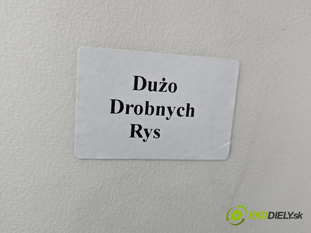 Toyota Land Cruiser J200 2007- 4.5 V8 D4D 286 hp automatic 210 kW 4461 cm3 5- zadní kufrové dveře  (Zadní kapoty)