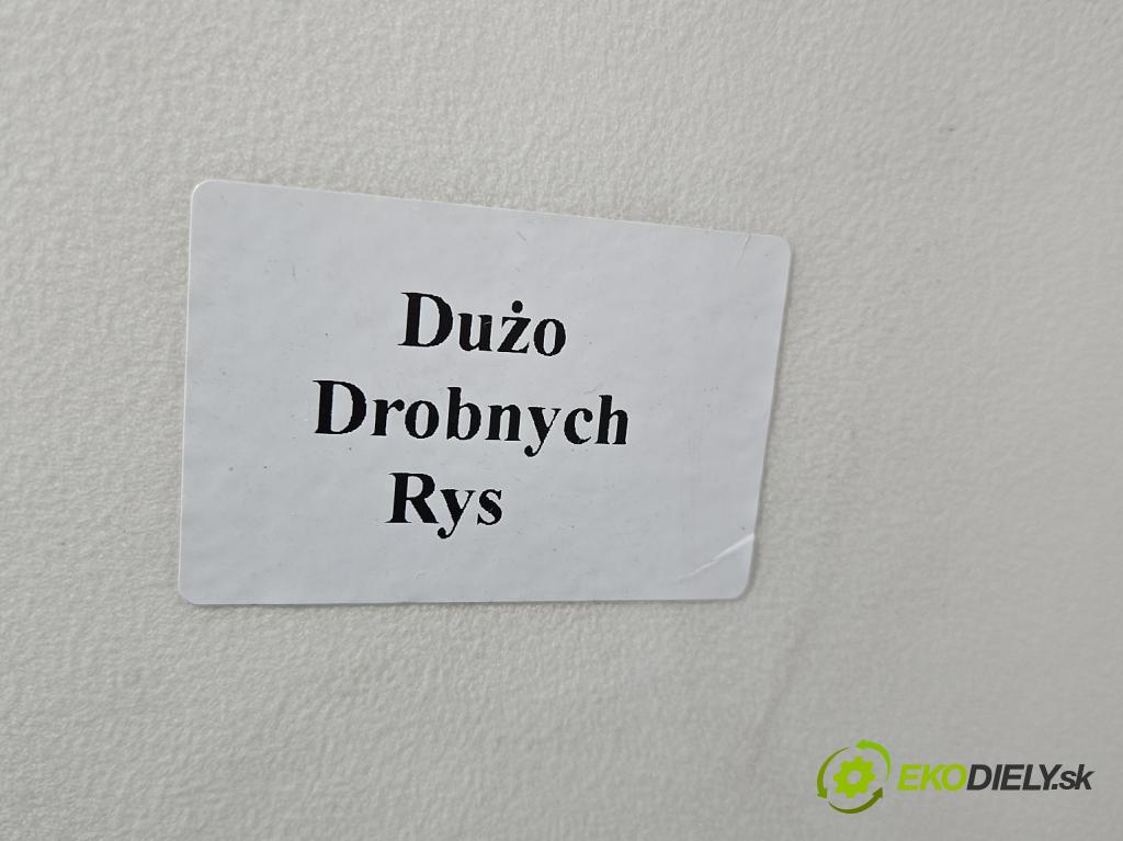 Toyota Land Cruiser J200 2007- 4.5 V8 D4D 286 hp automatic 210 kW 4461 cm3 5- zadní kufrové dveře  (Zadní kapoty)