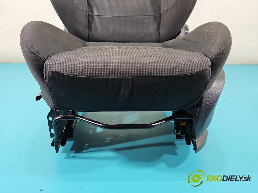 Ford S-max 2.5 20V 220KM manual 162 kW 2521 cm3 5- Sedačka ľavý  (Sedačka, sedadlo)