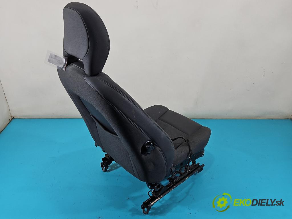 Volvo V50 2.4 20V 170 HP manual 125 kW 2435 cm3 5- Sedačka ľavý  (Sedačka, sedadlo)
