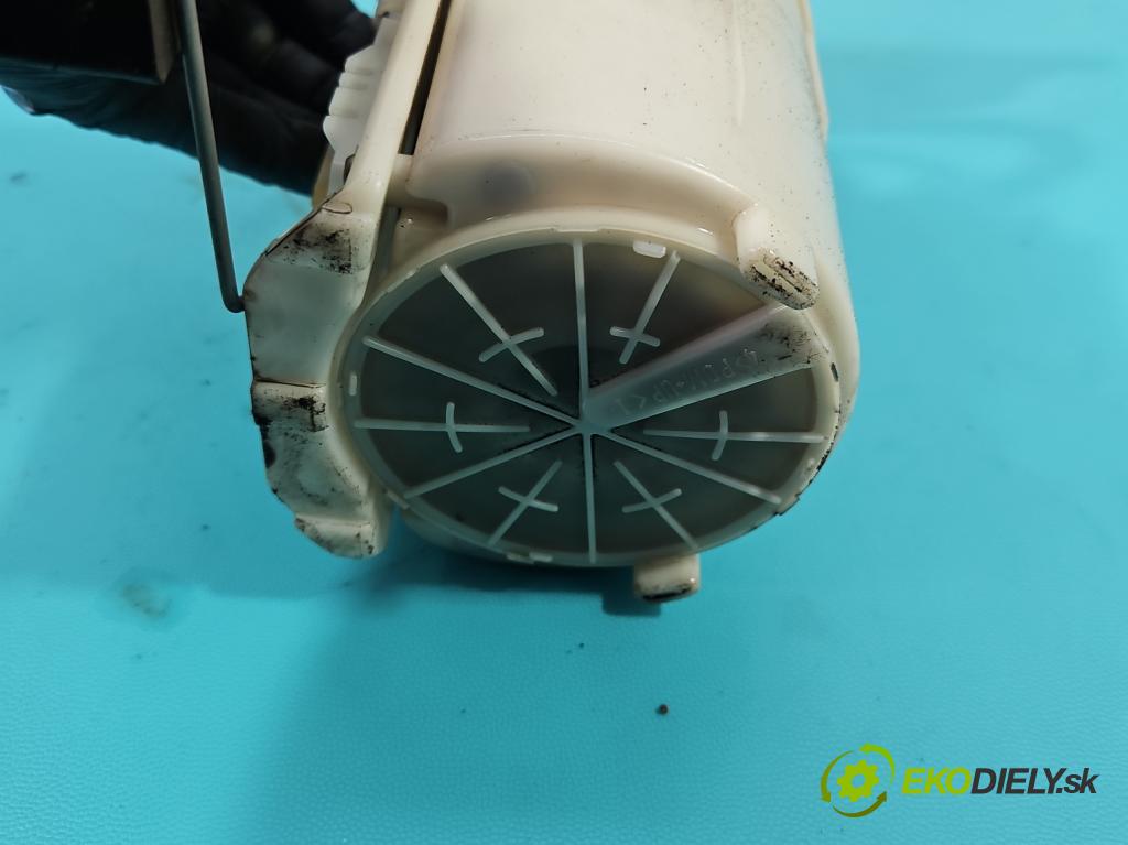 Audi A3 8P 2003-2012 2.0 FSI 150 hp manual 110 kW 1984 cm3 3- čerpadlo paliva 1K0919051AE