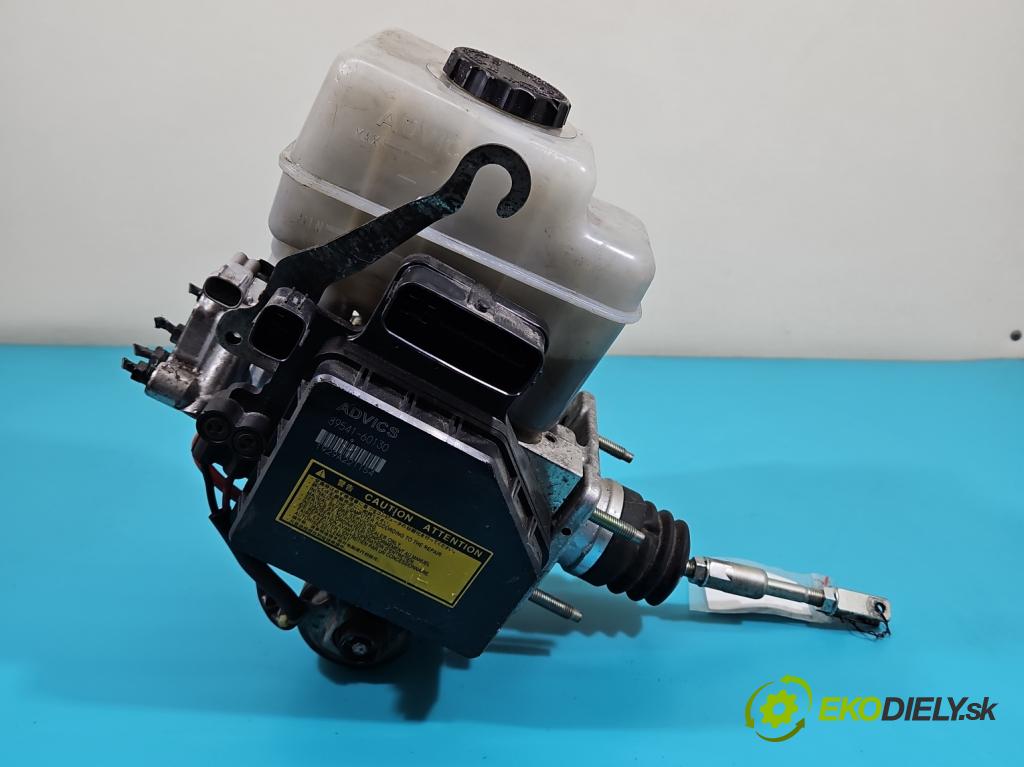 Toyota Land Cruiser J200 2007- 4.5 V8 D4D 286 HP automatic 210 kW 4461 cm3 5- čerpadlo brzda: 89541-60130 (Posilňovač bŕzd)