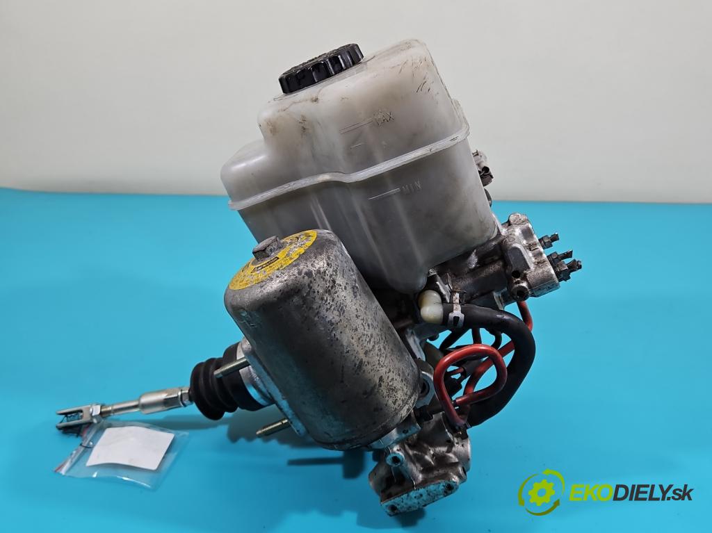 Toyota Land Cruiser J200 2007- 4.5 V8 D4D 286 HP automatic 210 kW 4461 cm3 5- čerpadlo brzda: 89541-60130 (Posilňovač bŕzd)