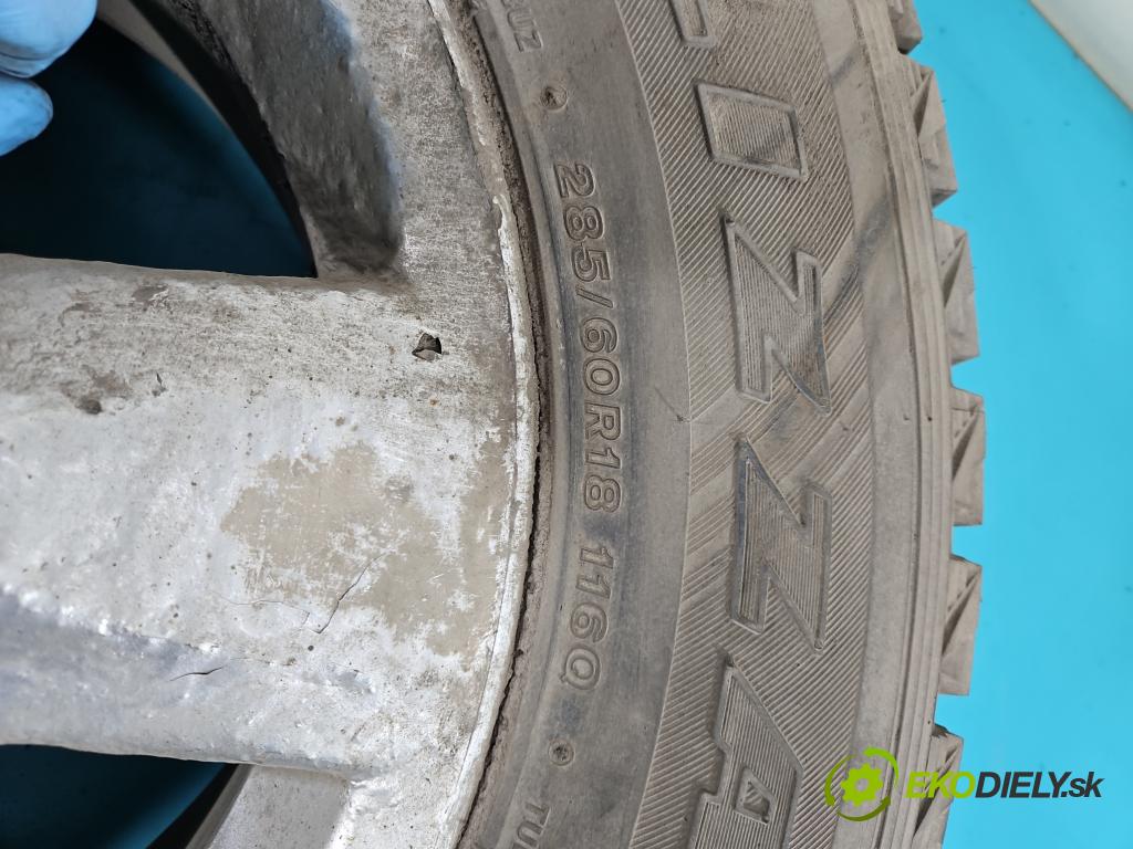Toyota Land Cruiser J200 2007- 4.5 V8 D4D 286 HP automatic 210 kW 4461 cm3 5- koleso rezervne 18"