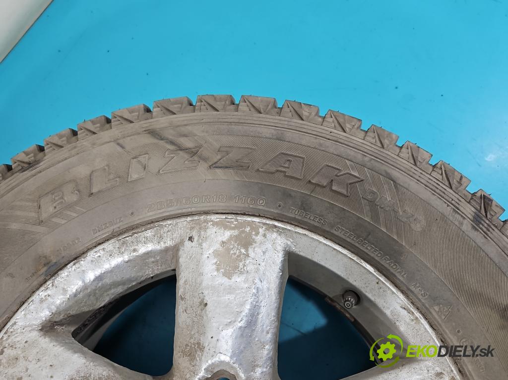 Toyota Land Cruiser J200 2007- 4.5 V8 D4D 286 HP automatic 210 kW 4461 cm3 5- koleso rezervne 18"
