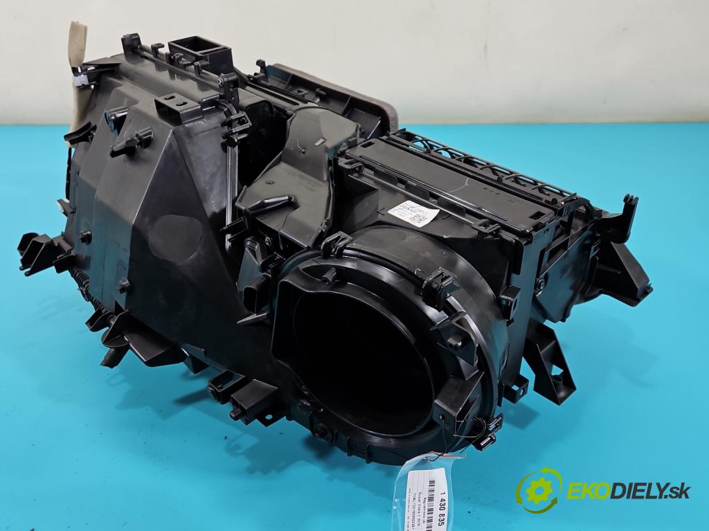 Suzuki Vitara II 2015- 1.6 16V 120 hp automatic 88 kW 1586 cm3 5- radiátor 74100-54PJ1 (Radiátory topení)