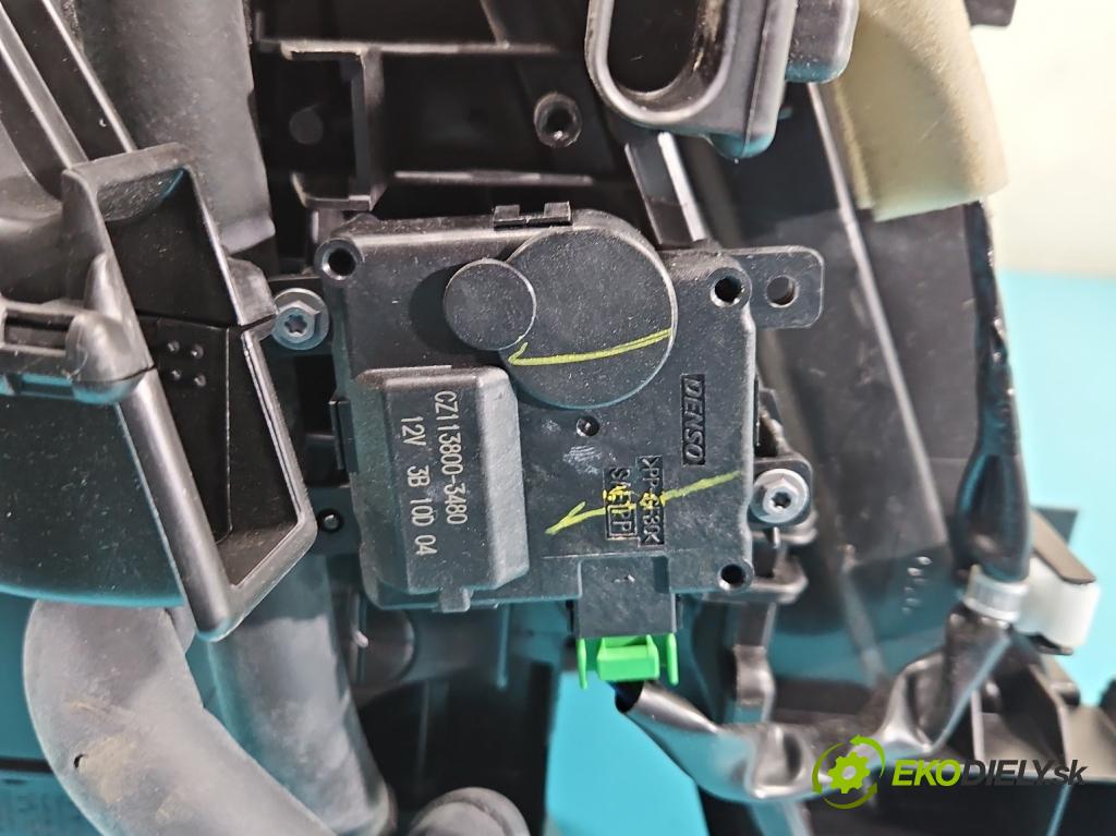 Suzuki Vitara II 2015- 1.6 16V 120 hp automatic 88 kW 1586 cm3 5- radiátor 74100-54PJ1 (Radiátory topení)