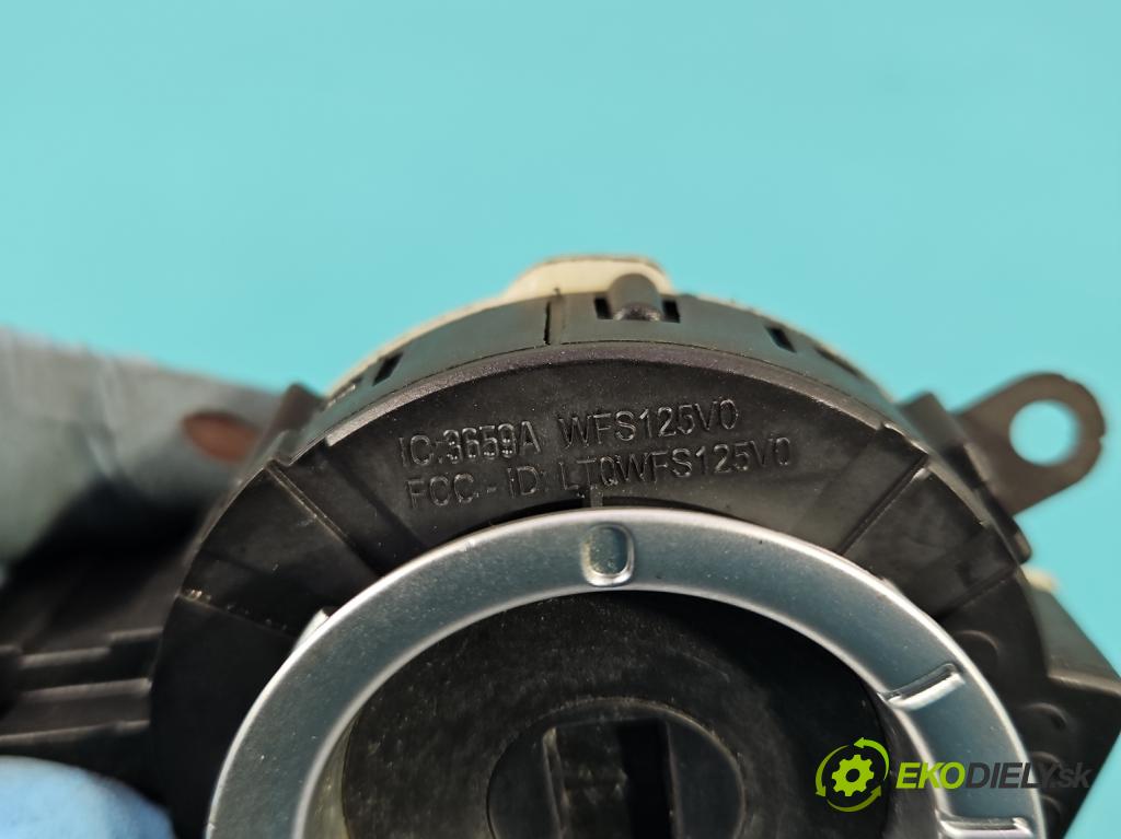 Volvo V50 2.4 20V 170 HP manual 125 kW 2435 cm3 5- Spínačka 30659837 (Spínacie skrinky a kľúče)