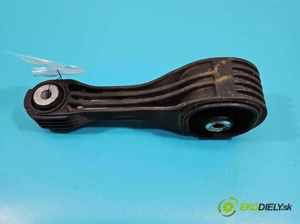 Suzuki Vitara II 2015- 1.6 16V 120 HP automatic 88 kW 1586 cm3 5- držiak motora