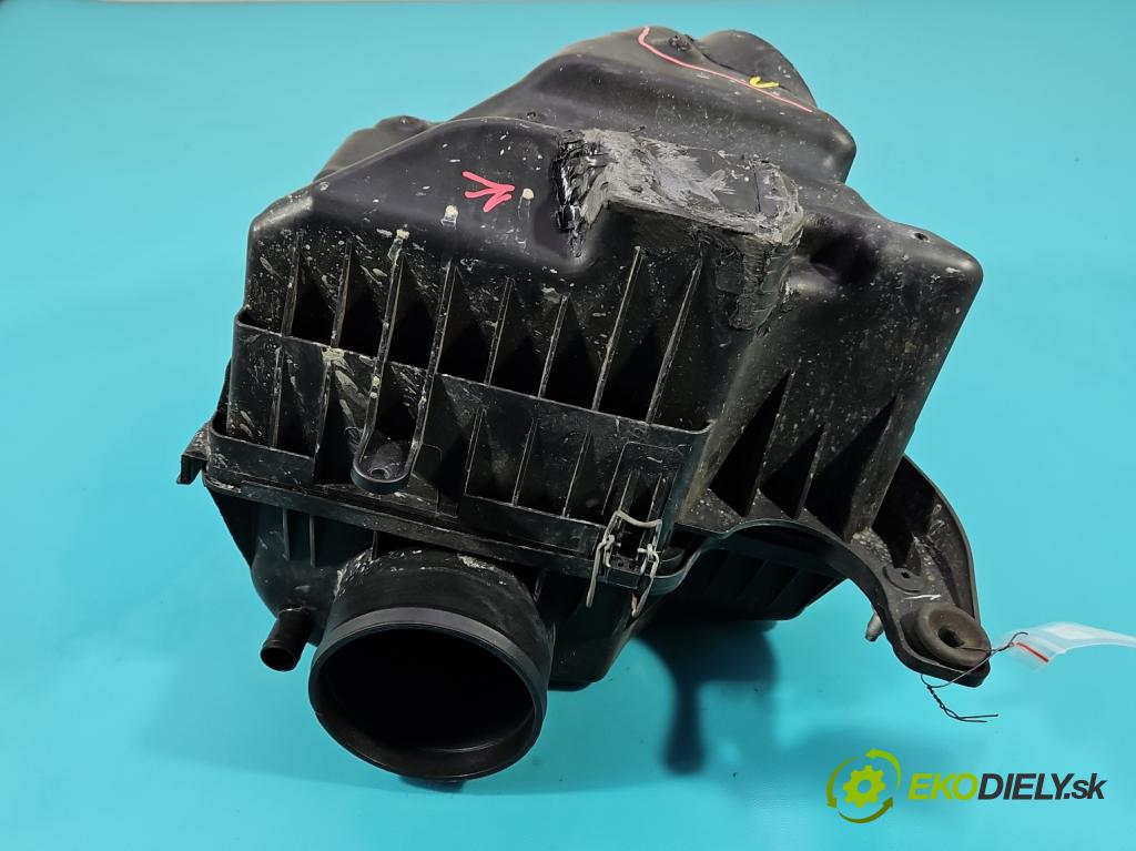Dodge Caravan V 2007-2020 3.6 V6 automatic 211 kW 3605 cm3 5- obal filtra vzduchu  (Kryty filtrů)