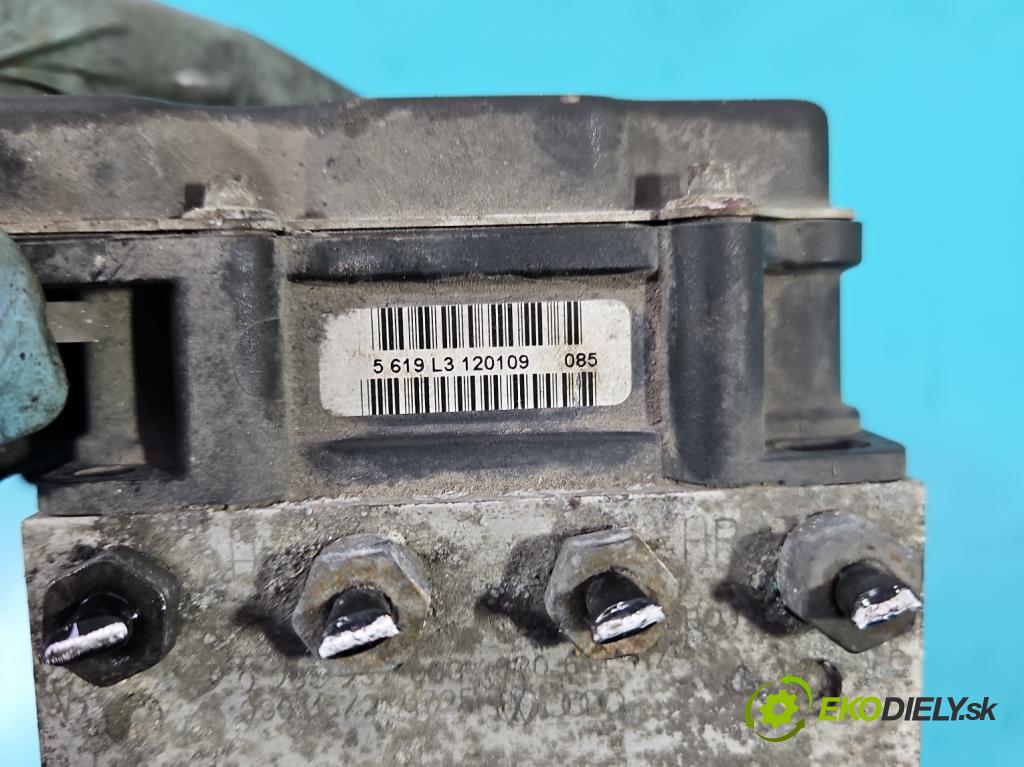 Seat Ibiza IV 6J 2008-2017 1.6 16V 105 HP automatic 77 kW 1598 cm3 5- čerpadlo abs 6R0907379 (Pumpa ABS)