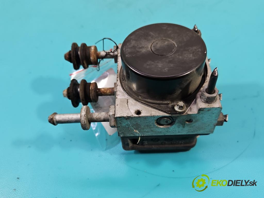 Seat Ibiza IV 6J 2008-2017 1.6 16V 105 HP automatic 77 kW 1598 cm3 5- čerpadlo abs 6R0907379 (Pumpa ABS)