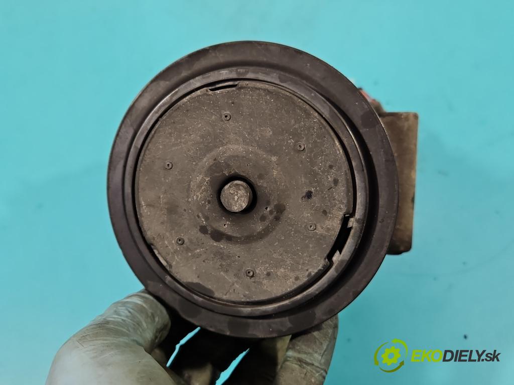 Seat Ibiza IV 6J 2008-2017 1.6 16V 105 HP automatic 77 kW 1598 cm3 5- Kompresor: klimatizácie 6Q0820808F (Kompresory klimatizácie)