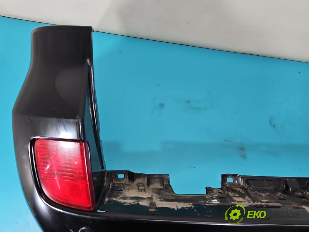 Toyota Land Cruiser J200 2007- 4.5 V8 D4D 286 hp automatic 210 kW 4461 cm3 5- nárazník zadní (Ostatné)