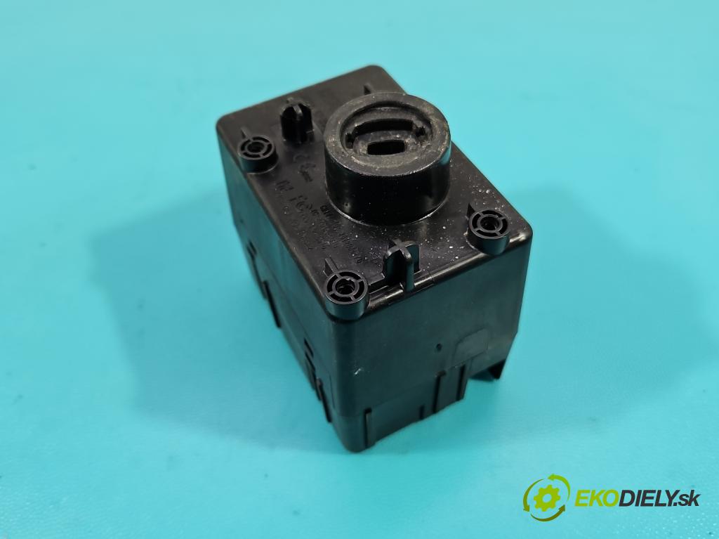 Dodge Caravan V 2007-2020 3.6 V6 automatic 211 kW 3605 cm3 5- Spínačka 2701A-C01D (Spínacie skrinky a kľúče)