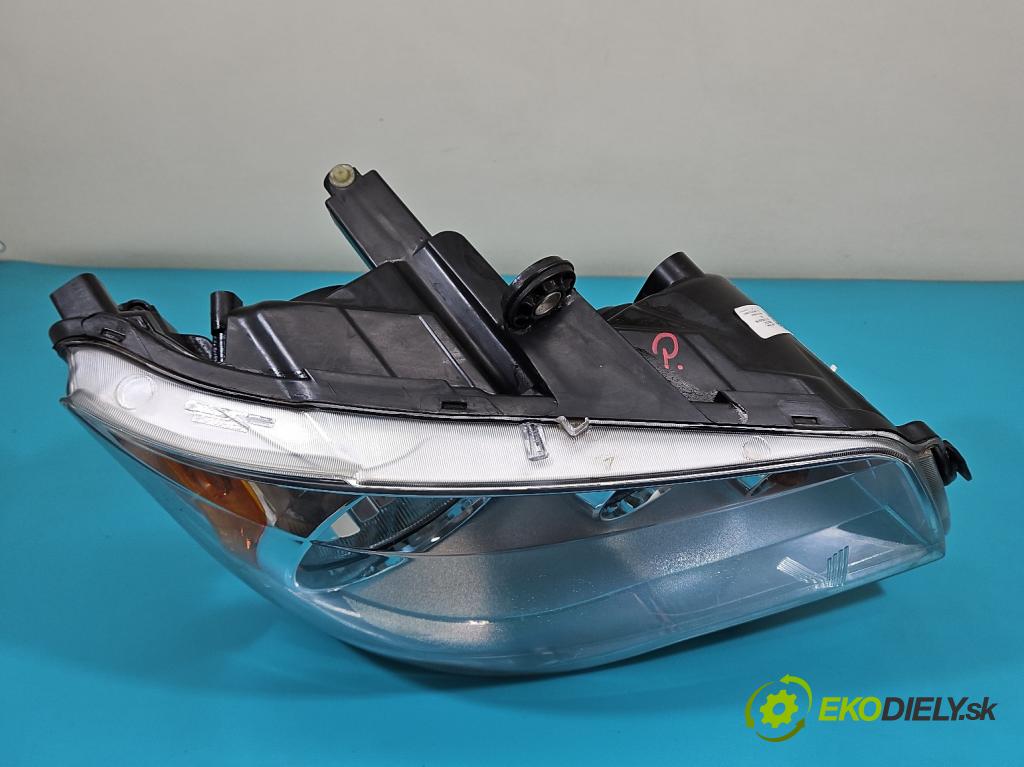 Dodge Caravan V 2007-2020 3.6 V6 automatic 211 kW 3605 cm3 5- Reflektor: pravý 05113336AG (Svetlo predné pravé)