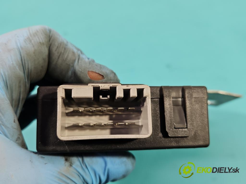 Volvo V50 2.4 20V 170 HP manual 125 kW 2435 cm3 5- riadiaca jednotka ostatné 8698475