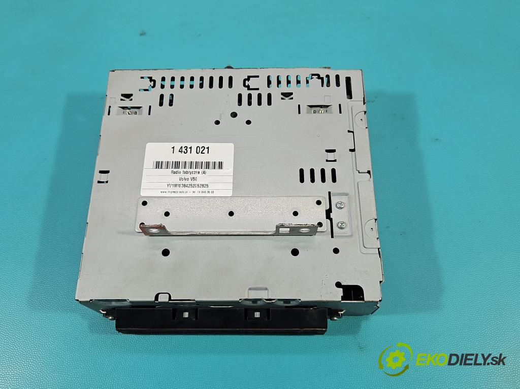 Volvo V50 2.4 20V 170 HP manual 125 kW 2435 cm3 5- Radio originál 30732586