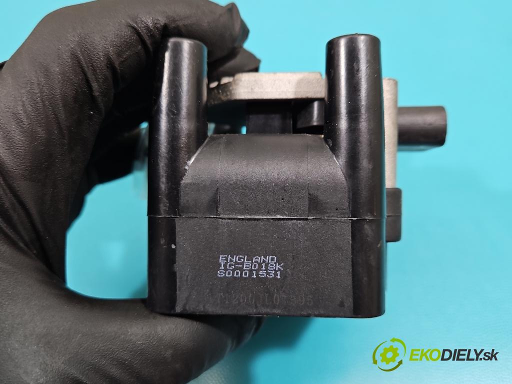 Vw Golf IV 1997-2003 1.6 SR 101 HP manual 74 kW 1595 cm3 3- cievka zapaľovacia  (Zapaľovacie cievky, moduly)