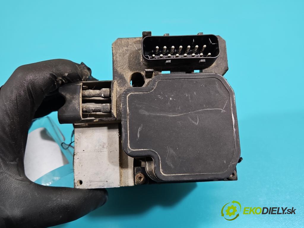 Audi A6 C5 1997-2004 2.4 V6 165 HP automatic 121 kW 2393 cm3 4- čerpadlo abs 8E0614111T (Pumpa ABS)