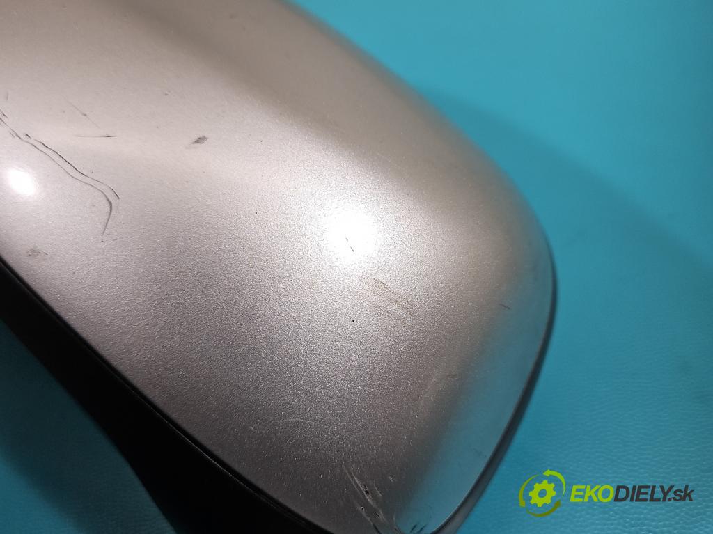 Peugeot 307 2.0 hdi 107 HP manual 79 kW 1997 cm3 5- zrkadlo ľavé  (Kľučka dverí ostatné)