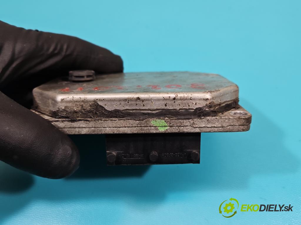 Fiat Stilo 1.6 16v 103 hp manual 76 kW 1596 cm3 3- řídící jednotka motoru 55189584