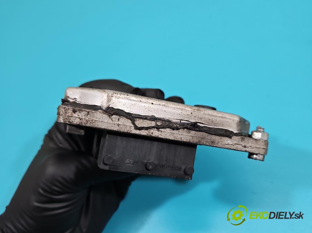 Fiat Stilo 1.6 16v 103 hp manual 76 kW 1596 cm3 3- řídící jednotka motoru 55189584