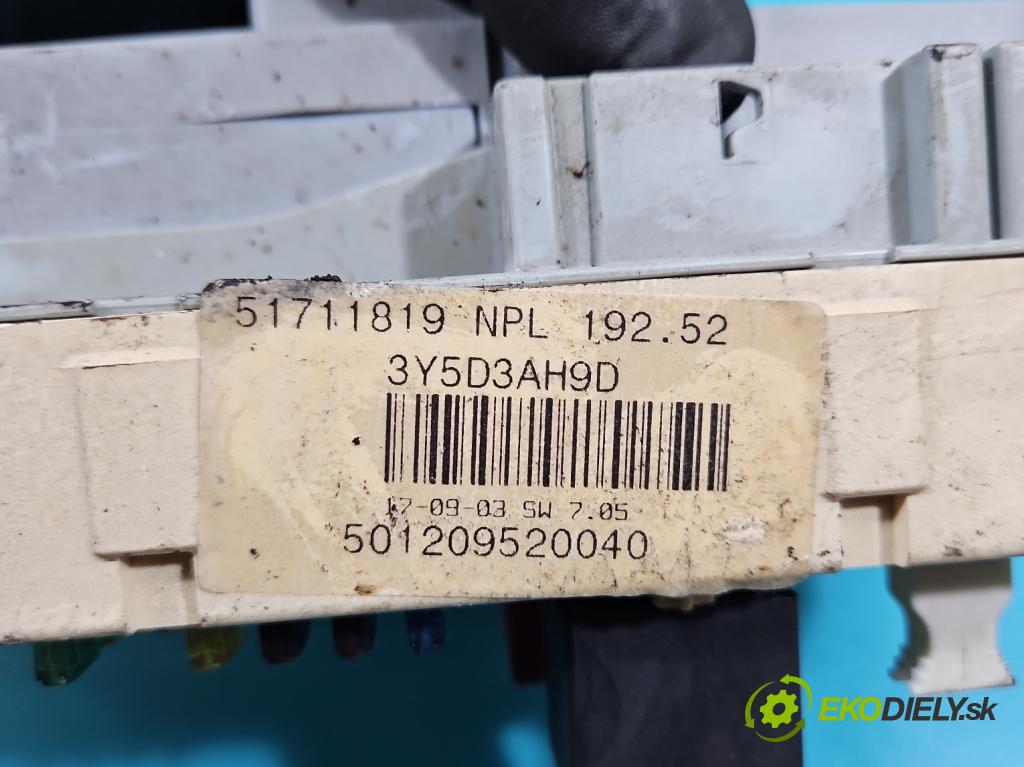 Fiat Stilo 1.6 16v 103 hp manual 76 kW 1596 cm3 3- řídící jednotka motoru 55189584