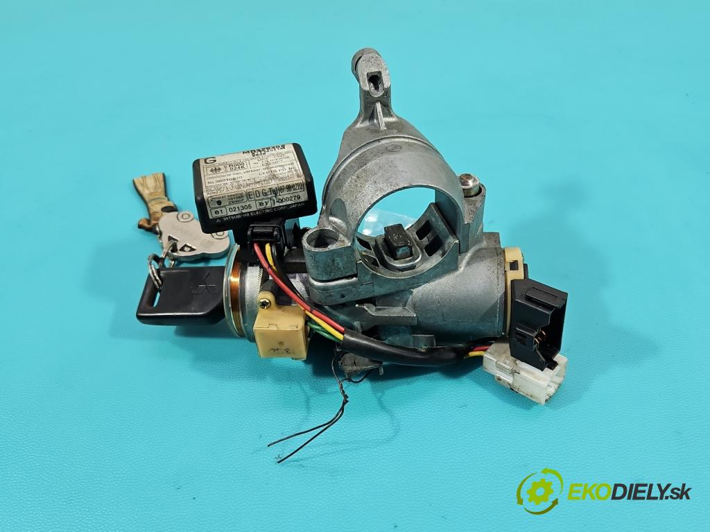 Mitsubishi Pajero Pinin 1998-2007 1.8 16v 120 HP manual 88 kW 1834 cm3 3- Spínačka MR329406 (Spínacie skrinky a kľúče)