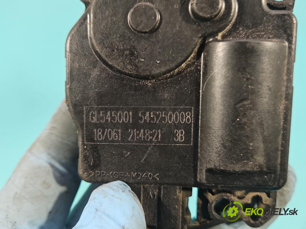 Ford S-max 2.5 T 20V 220KM manual 162 kW 2521 cm3 5- torpédo 6M21-U01628-A (Torpédo (plast pod čelným sklom))