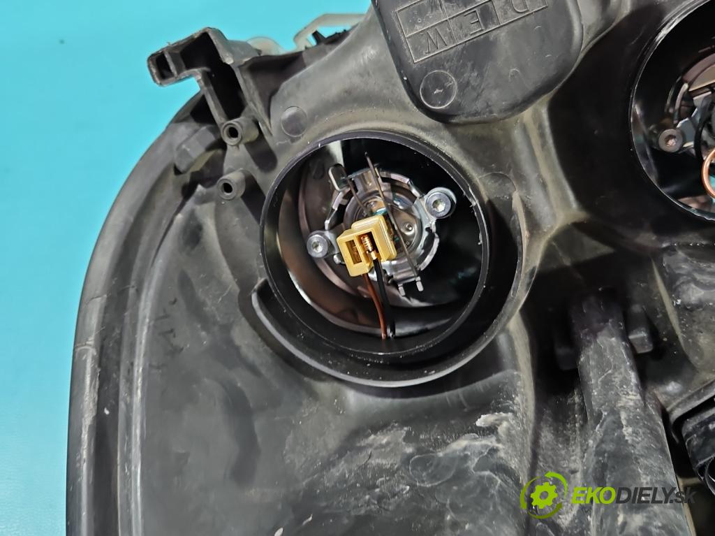 Ford S-max 2.5 T 20V 220KM manual 162 kW 2521 cm3 5- Reflektor: pravý 6M21-13W029-AL (Svetlo predné pravé)