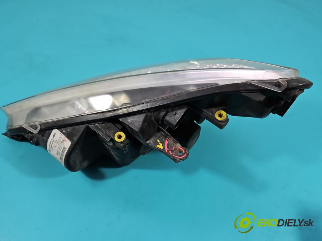 Ford S-max 2.5 T 20V 220KM manual 162 kW 2521 cm3 5- Reflektor: pravý 6M21-13W029-AL (Svetlo predné pravé)