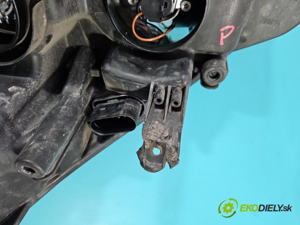 Ford S-max 2.5 T 20V 220KM manual 162 kW 2521 cm3 5- Reflektor: pravý 6M21-13W029-AL (Svetlo predné pravé)