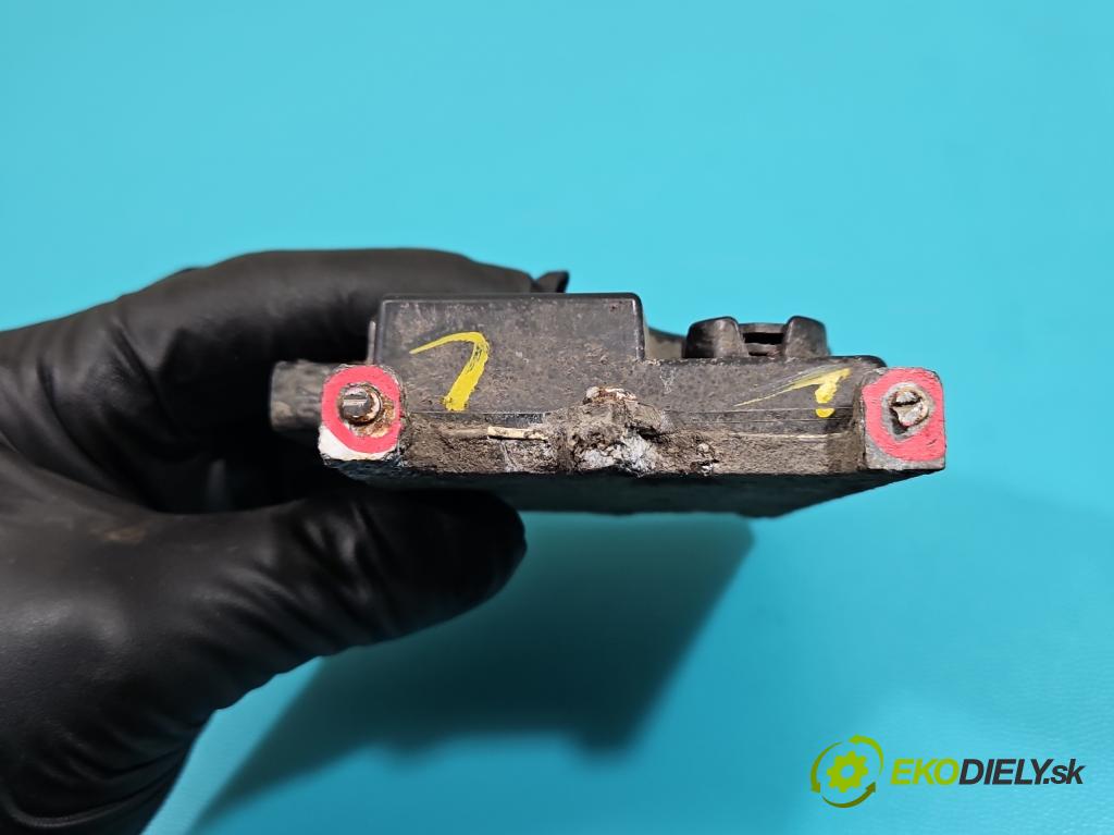 Toyota Land Cruiser J200 2007- 4.5 V8 D4D 286 HP automatic 210 kW 4461 cm3 5- riadiaca jednotka ostatné 89878-60050