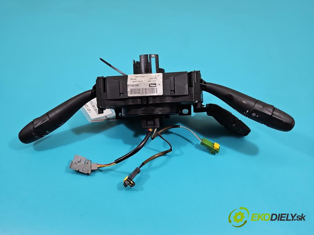 Peugeot 207 1.6 hdi 90 HP manual 66,2 kW 1560 cm3 5- prepínač komplex: 96630732XT (Prepínacie páčky pod volantom)