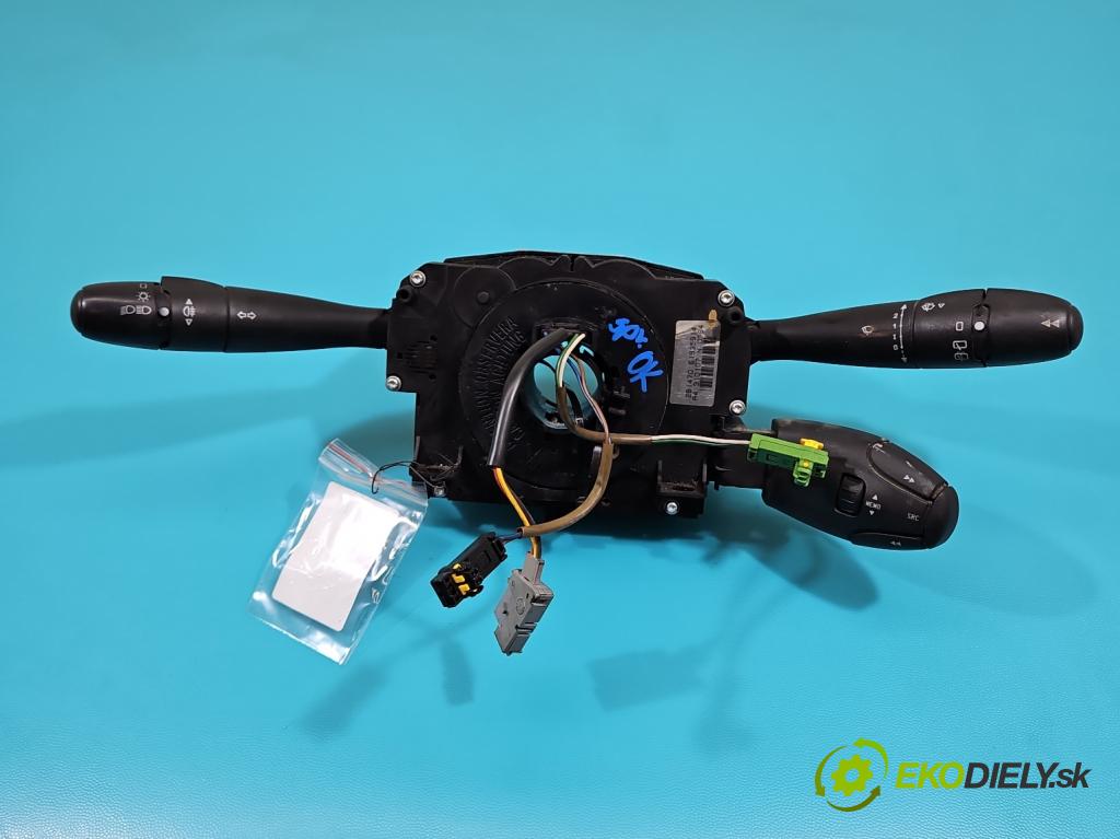 Peugeot 207 1.6 hdi 90 HP manual 66,2 kW 1560 cm3 5- prepínač komplex: 96630732XT (Prepínacie páčky pod volantom)