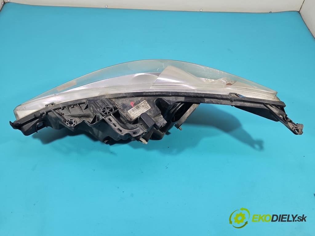 Peugeot 207 1.6 hdi 90 HP manual 66,2 kW 1560 cm3 5- Reflektor: pravý 9649986180 (Svetlo predné pravé)