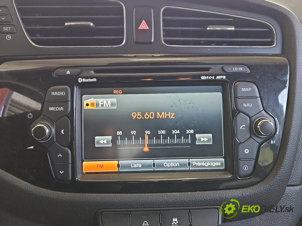 Kia Ceed II 2012-2018 1.6 GDI 135 HP automatic 99 kW 1591 cm3 5- Radio originál 96560-A2110WK