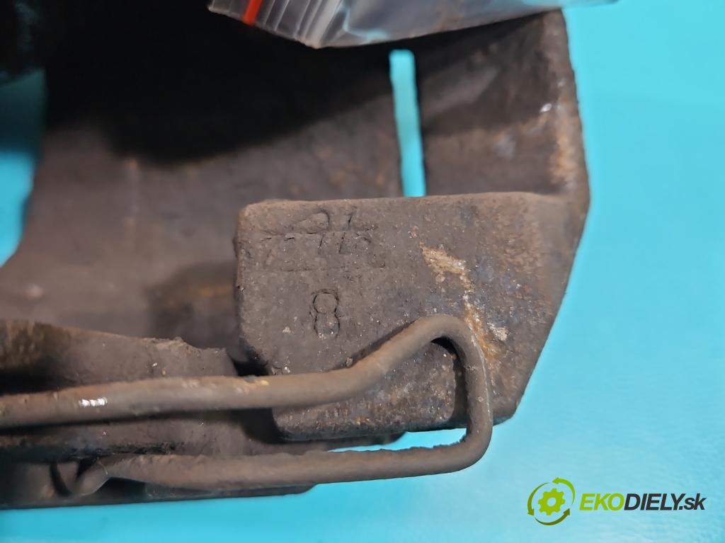 Seat Altea 1.9 tdi 105 HP manual 77 kW 1896 cm3 5- brzdič predné pravý  (Ostatné)