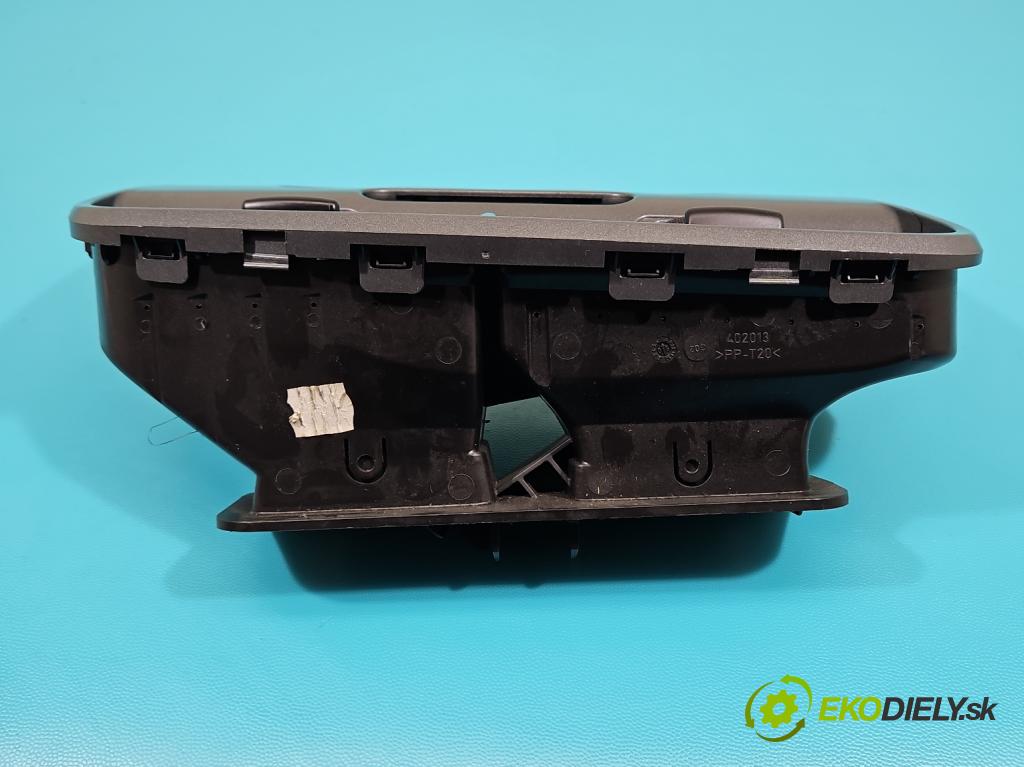 Seat Altea 1.9 tdi 105 HP manual 77 kW 1896 cm3 5- Mřížka: kúrenia stredová 5P1819110F (Mriežka kúrenia (fukár))