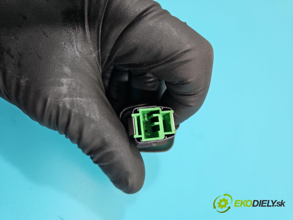 Volvo V50 2.4 20V 170 hp manual 125 kW 2435 cm3 5- snímač stmívání 8691913