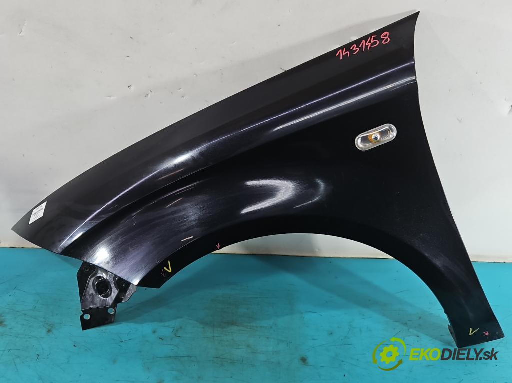 Seat Altea 1.9 tdi 105 hp manual 77 kW 1896 cm3 5- blatnik přední levý  (Predné ľavé)