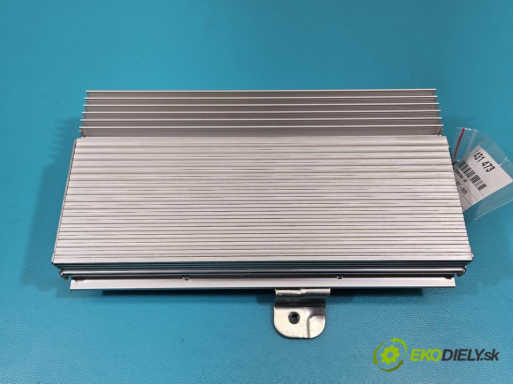 Dodge Caravan V 2007-2020 3.6 V6 automatic 211 kW 3605 cm3 5- Zesilovač: 68370208AA (Zesilovače)