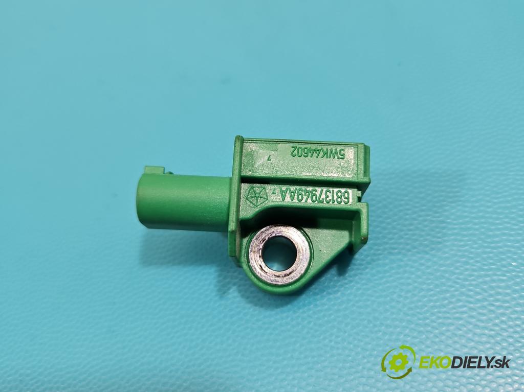 Dodge Caravan V 2007-2020 3.6 V6 automatic 211 kW 3605 cm3 5- snímač šokovat: 5WK44602 (Snímač nárazu)