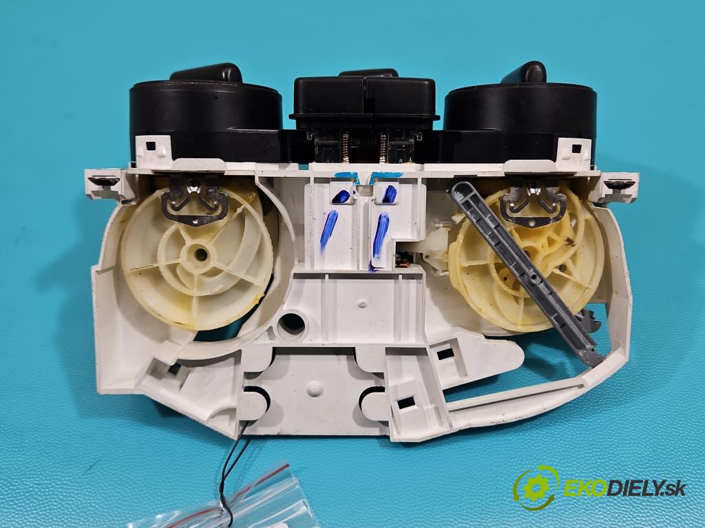 Vw New Beetle 1998-2010 2.0 8V 116 HP manual 85 kW 1984 cm3 3- panel kúrenia 1C0820045D